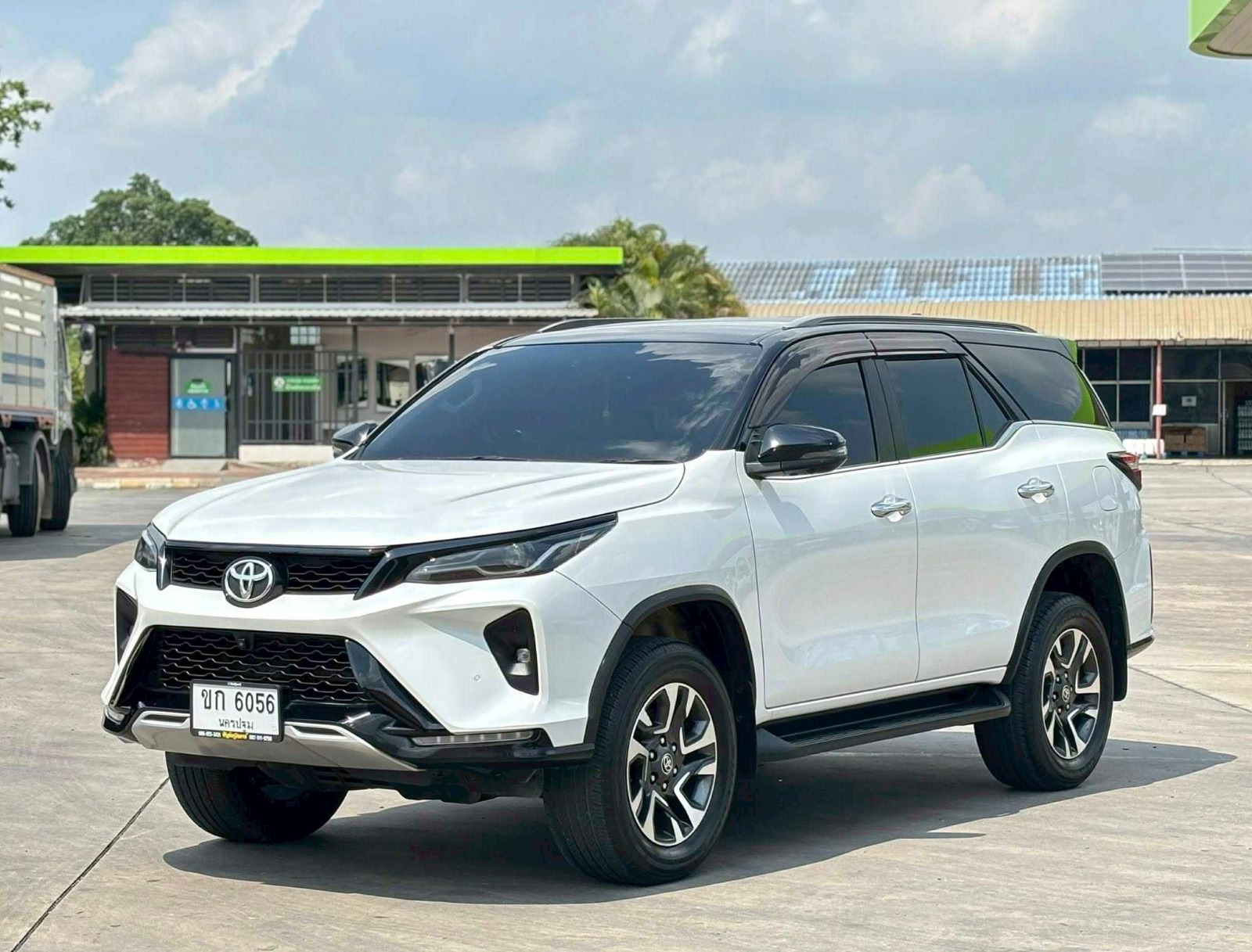 TOYOTA FORTUNER