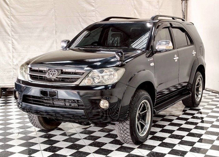 TOYOTA 