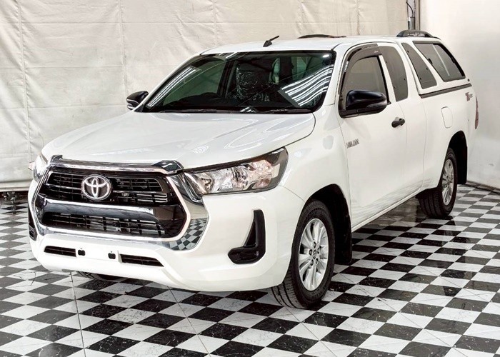 TOYOTA 