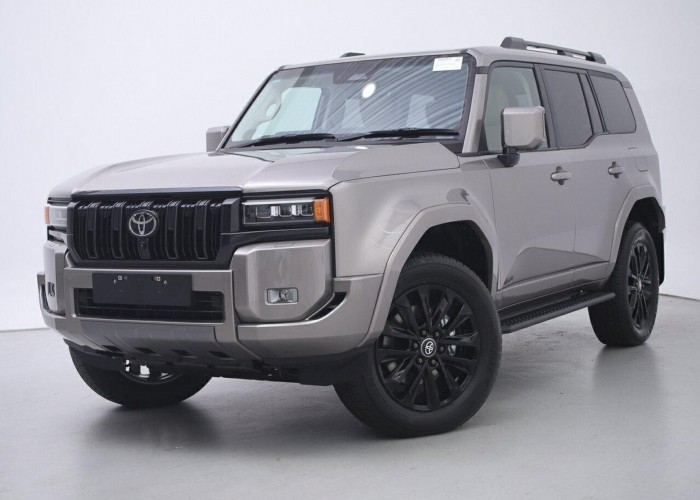 TOYOTA 