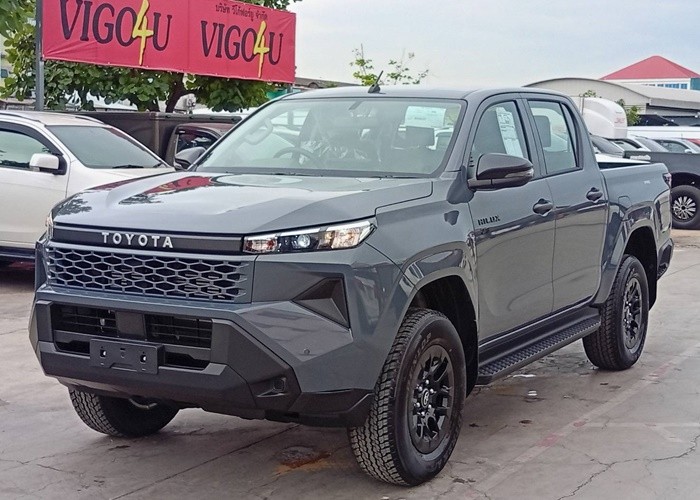 TOYOTA 