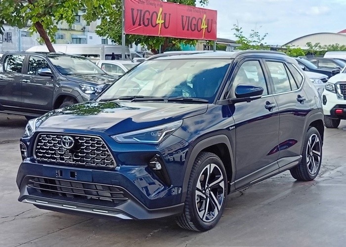 TOYOTA 