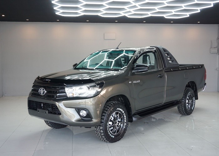 TOYOTA Hilux Revo