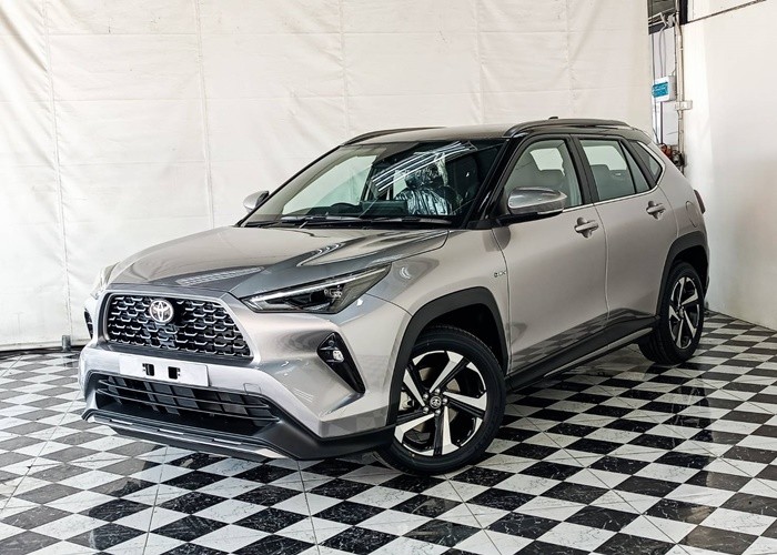 TOYOTA 