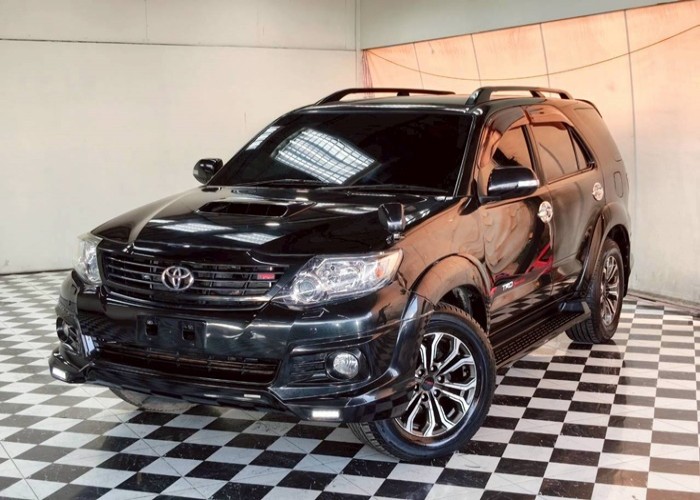 TOYOTA 