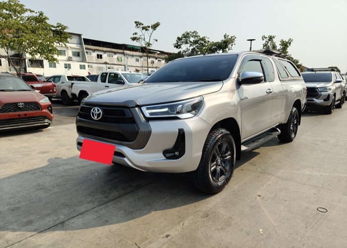 TOYOTA 