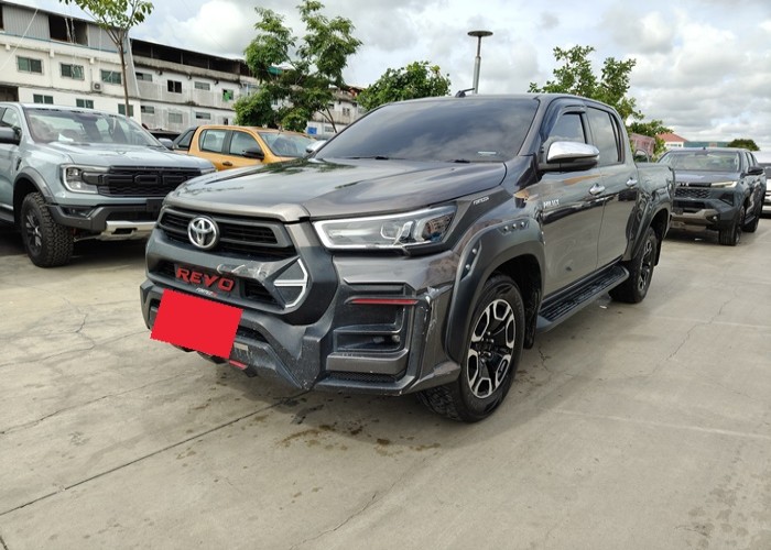TOYOTA 