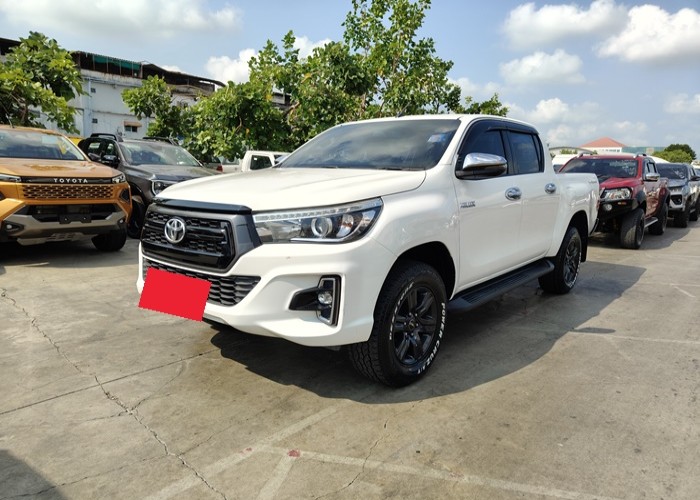 TOYOTA 
