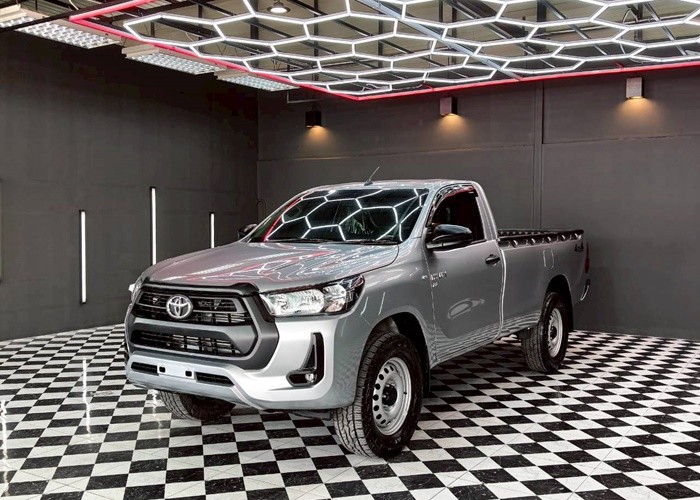TOYOTA 