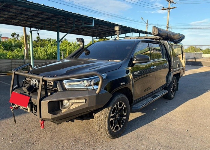 TOYOTA Hilux Rocco