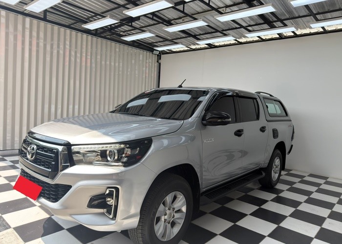 TOYOTA 