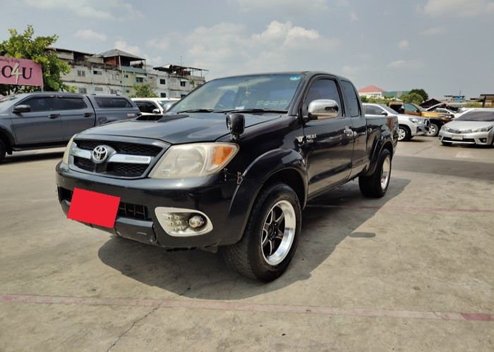 TOYOTA 