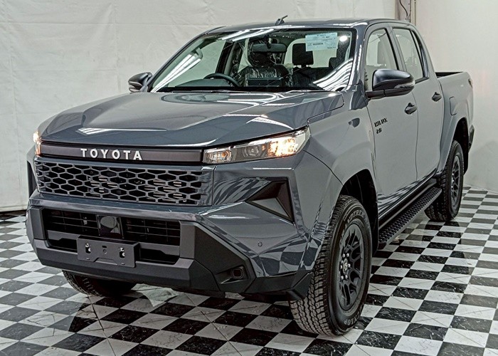 TOYOTA 
