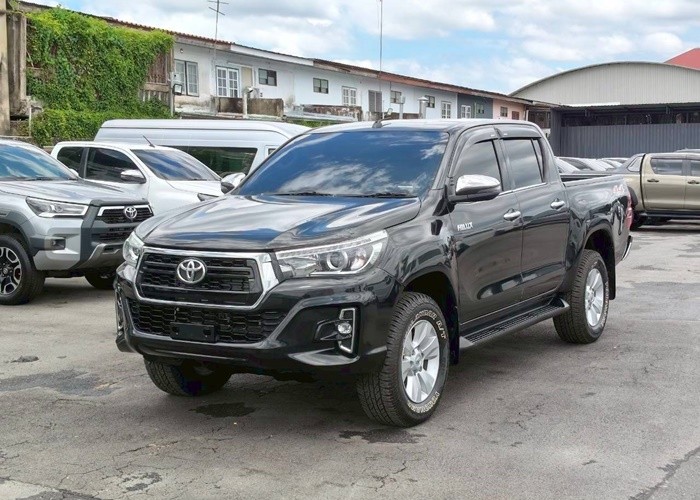 TOYOTA 