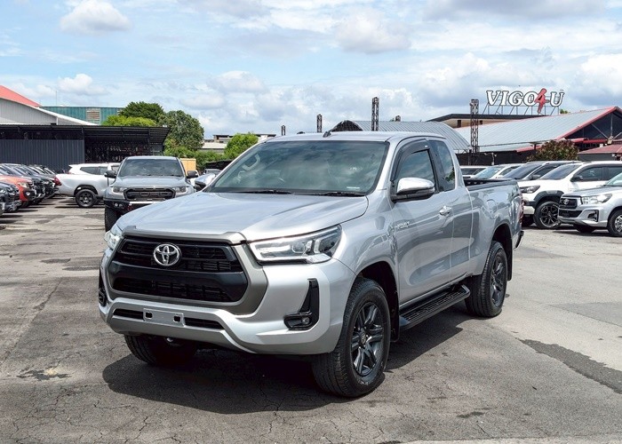 TOYOTA 