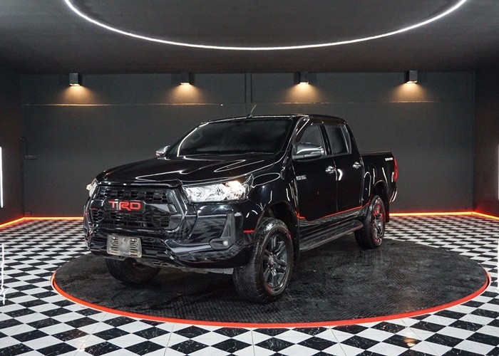 TOYOTA Hilux Revo
