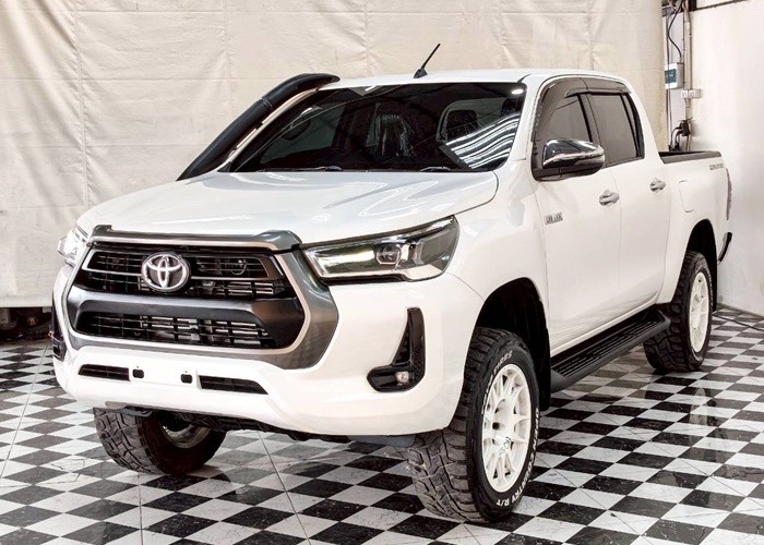 TOYOTA 
