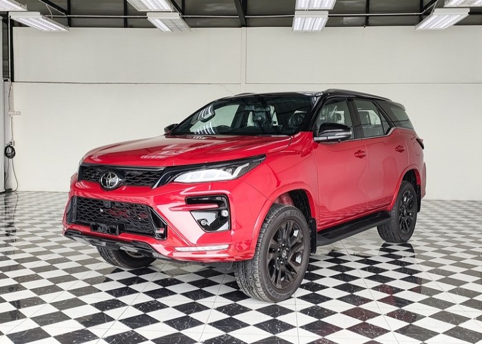 TOYOTA 