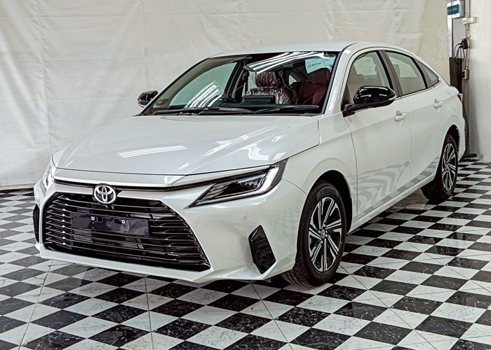 TOYOTA 