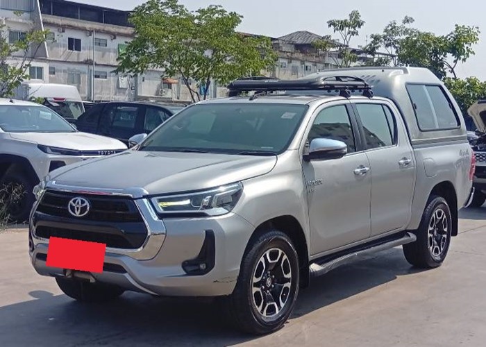 TOYOTA 