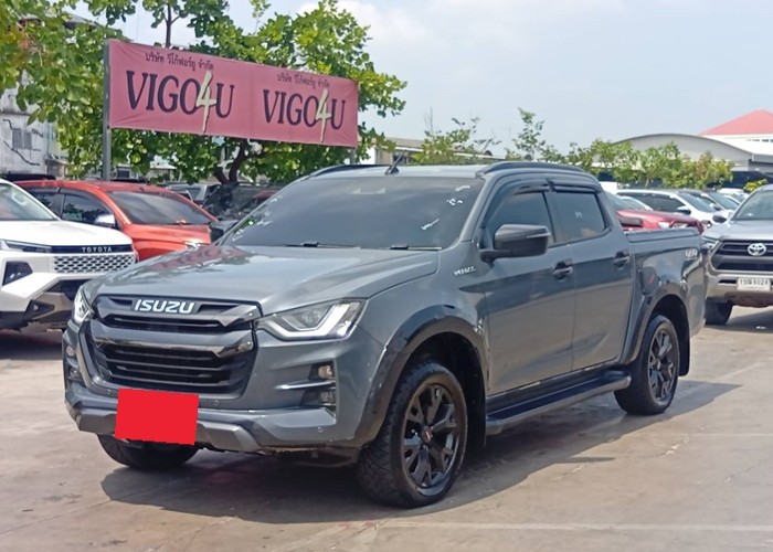 ISUZU 