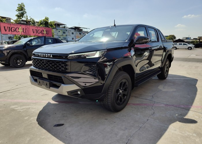 TOYOTA 