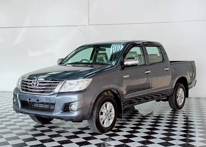 TOYOTA 