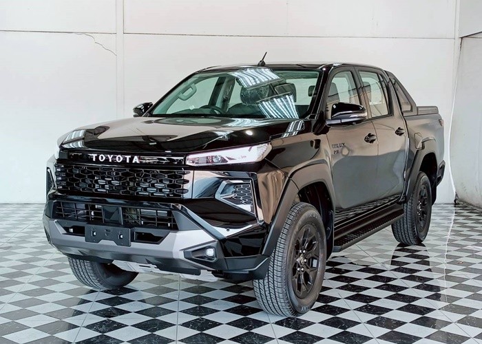 TOYOTA 