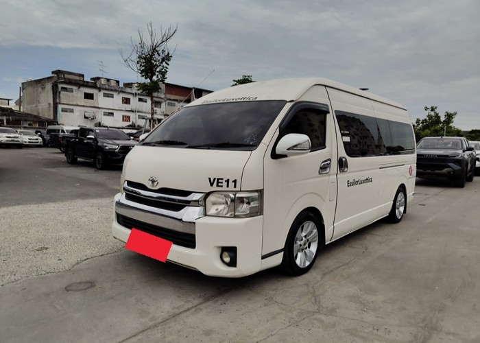 TOYOTA 