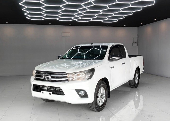 TOYOTA Hilux Revo