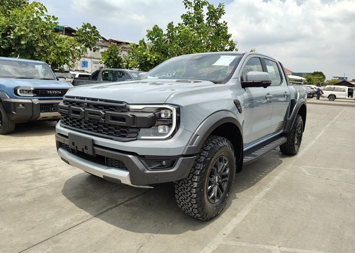FORD 