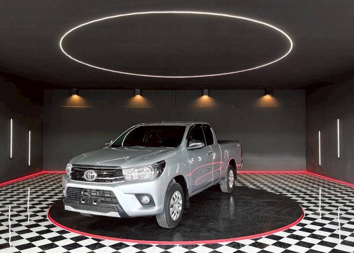TOYOTA Hilux Revo
