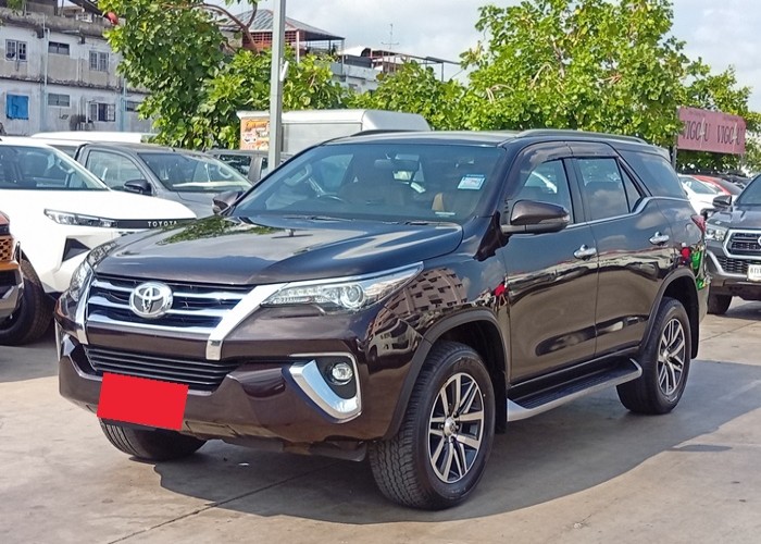TOYOTA 