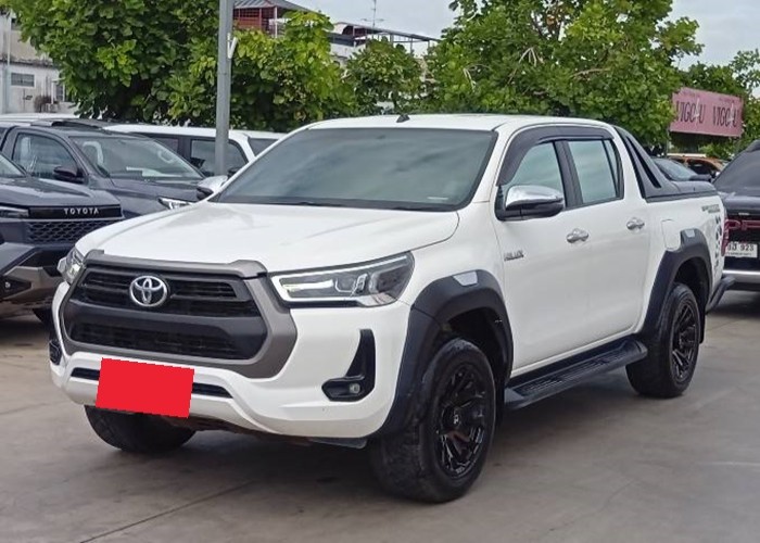 TOYOTA 