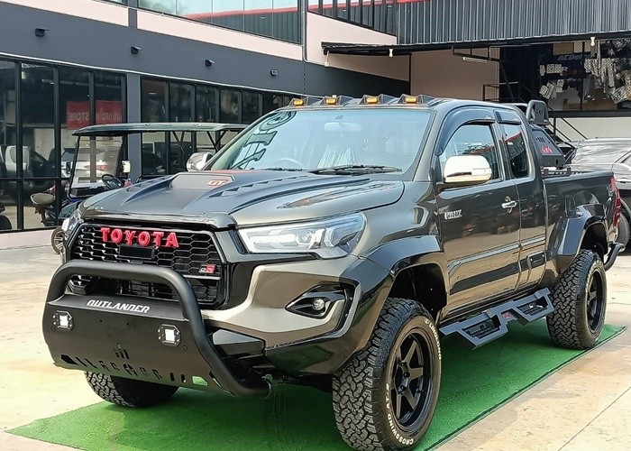 TOYOTA Hilux Vigo