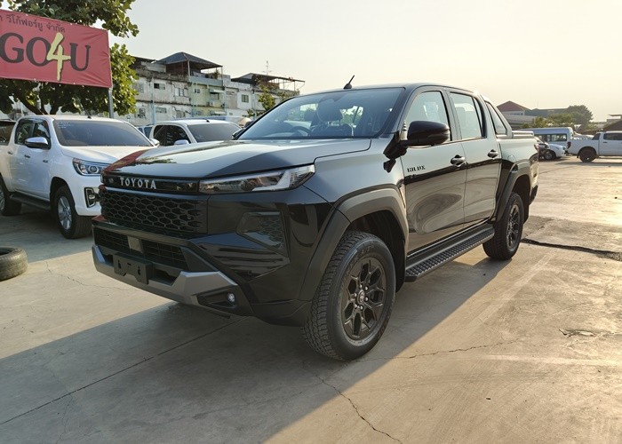 TOYOTA 