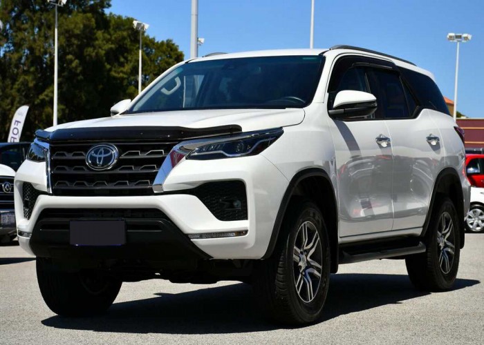 TOYOTA 