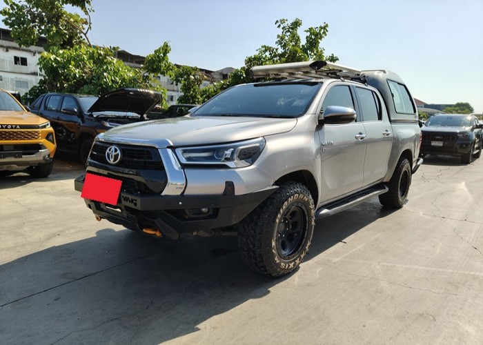TOYOTA 