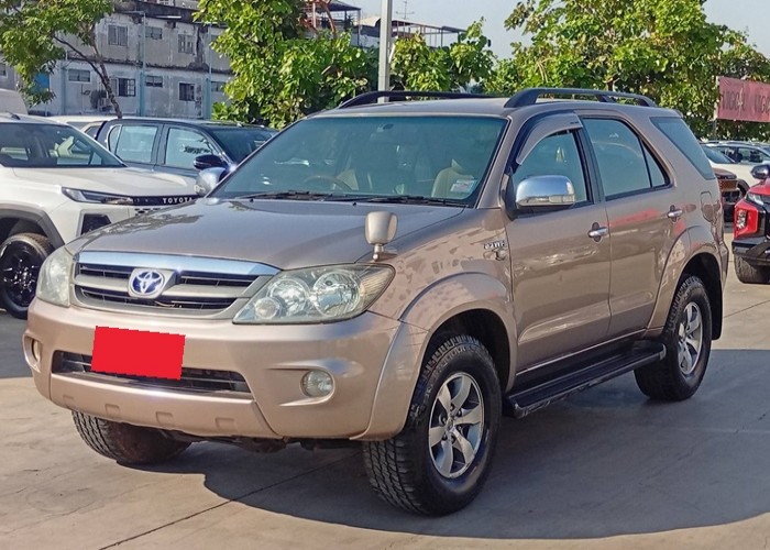 TOYOTA 