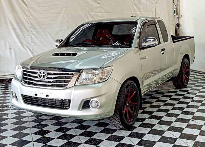 TOYOTA 