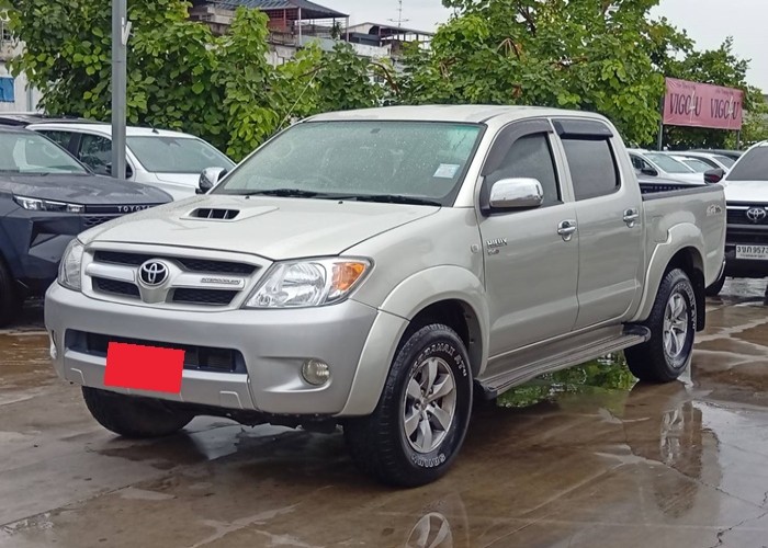 TOYOTA 