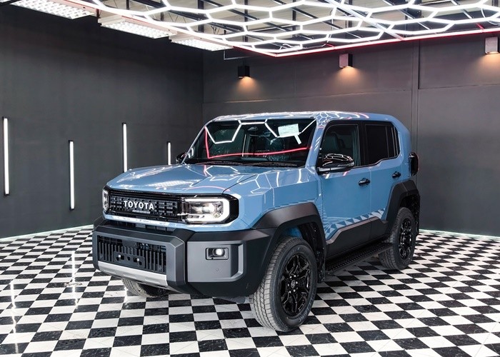 TOYOTA 