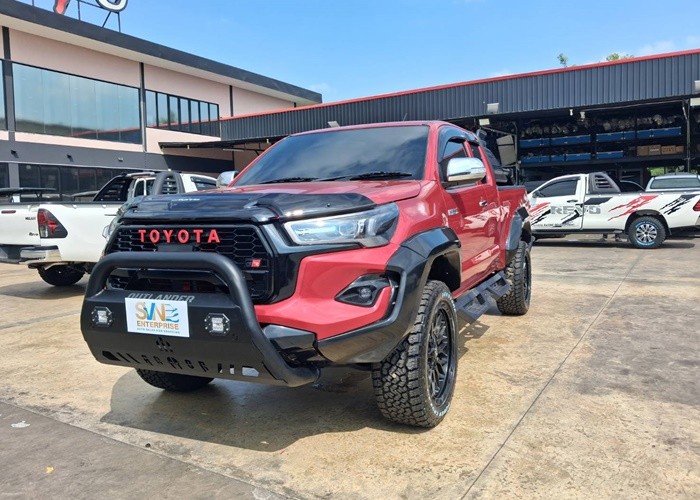 TOYOTA 