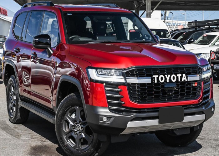 TOYOTA 