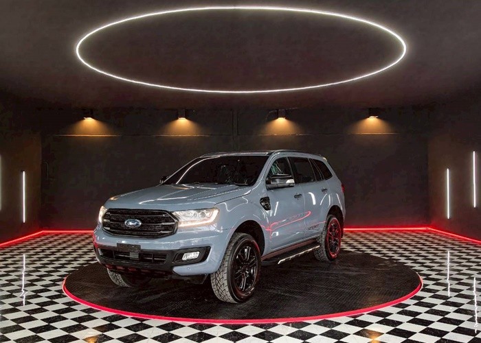FORD Everest