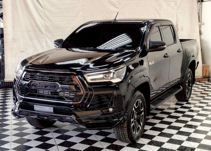 TOYOTA 