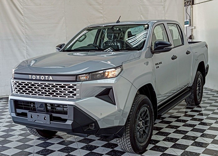 TOYOTA 
