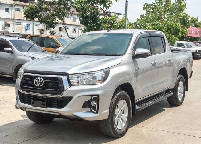 TOYOTA 