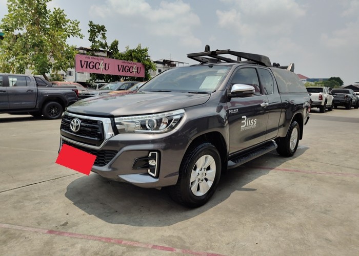 TOYOTA 