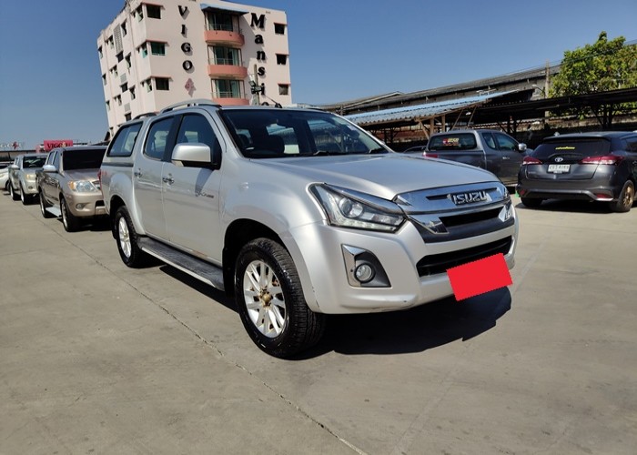 ISUZU 